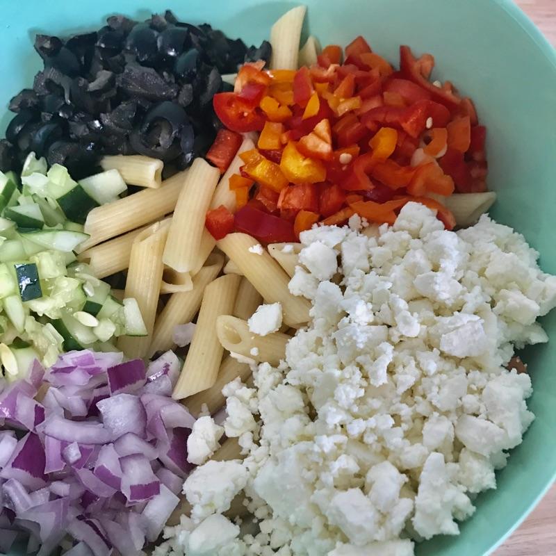 Veggie & Feta Pasta Salad | Veggie | Pasta Salad | Cold | Healthy | recipe | Greek Salad | easy | simple | sustainable living | 