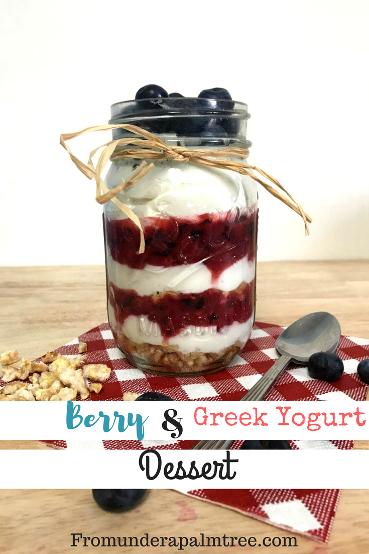 Berry & Greek Yogurt Dessert | Yogurt Snack | Yogurt | Green Yogurt | healthy | healthy snack | low-calorie | dessert | sweet treat | healthy treat | blueberry | granola | strawberry | lifestyle blog | Sustainable living |