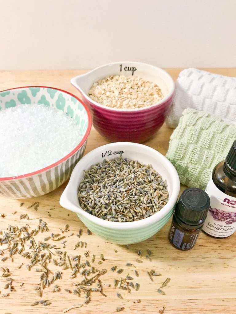 Soothing Lavender Peppermint Foot Soak | Foot Soak | Epsom Salt | Sore | Dry Feet | DIY | DIY Foot Soak | For pain | detox | recipe | essential oils | lavender | Peppermint | stress relief | sustainability | oatmeal | green | beauty | home remedy | sustainable living | Green living |