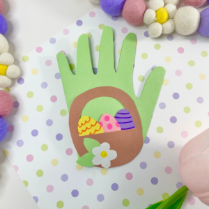 handprint card | easter card | homemade card | homemade easter card | DIY cards | footprint card | DIY easter card | easter crafts for kids | crafts for kids | kids easter crafts | easter activities | kindergarten crafts | holiday crafts | 