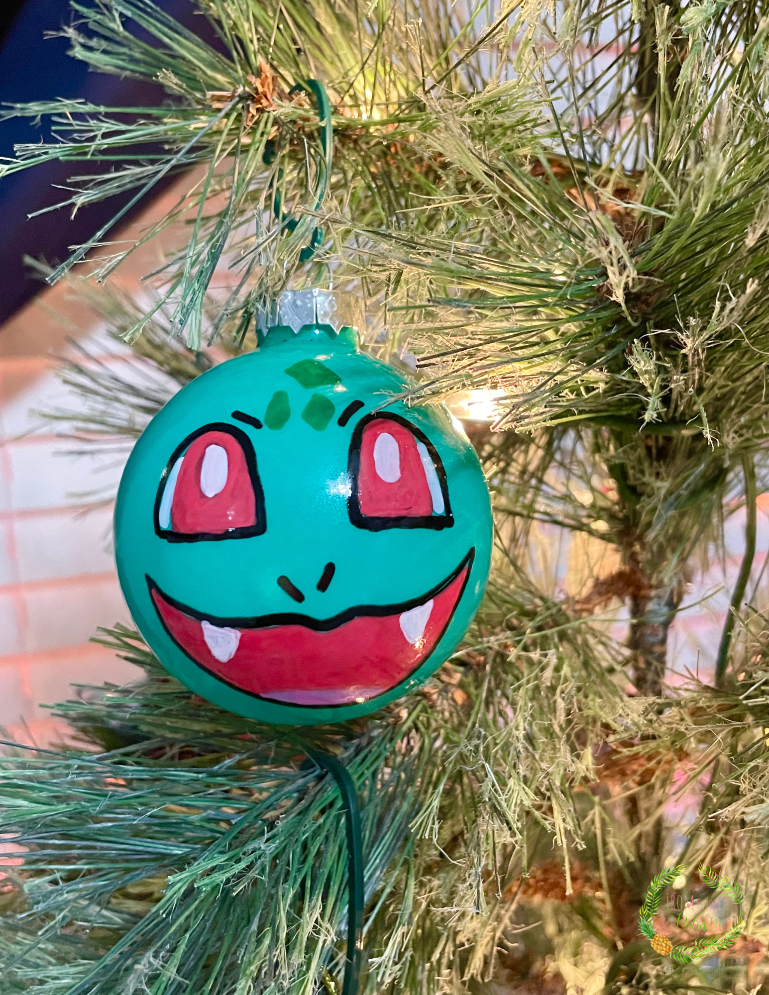 DIY Pokémon ornaments | DIY christmas ornaments | Pokémon ornaments | DIY painted ornaments | DIY | Christmas crafts | DIY Christmas crafts | DIY Christmas decorations | Pokémon crafts | Pokémon christmas decorations | 